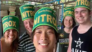 Enriched Air Nitrox Specialty Divers having fun with cylinder bands