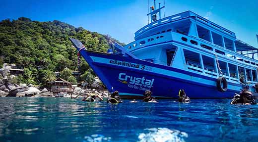 crystaldive.com-koh-tao-boat