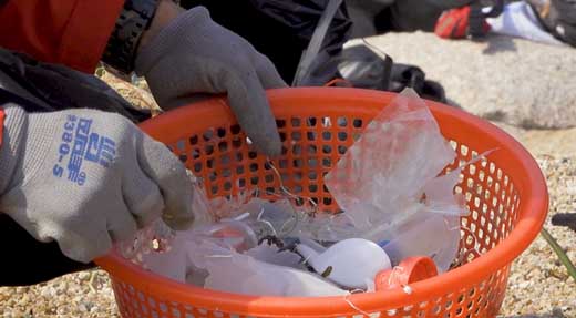 pick_up_trash