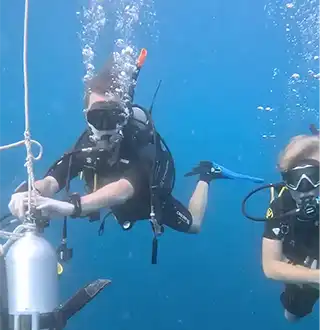 Deep Diving Specialty Course student learning about safety cylinder use