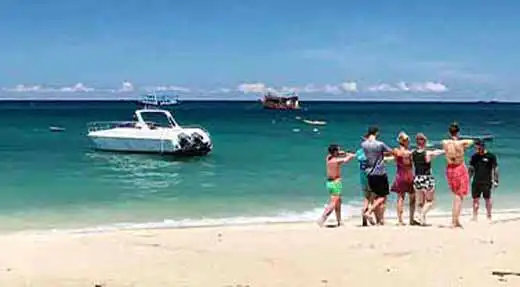 kohtaodiving.org-chronicles-koh-tao-divemaster-course-navigation-on-the-beach