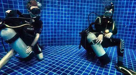 kohtaodiving.org-chronicles-koh-tao-divemaster-course-skills