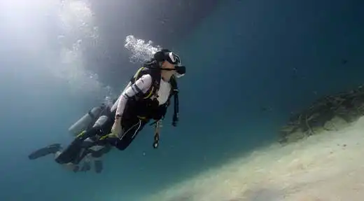 kohtaodiving.org-chronicles-things-to-do-in-Thailand-diving