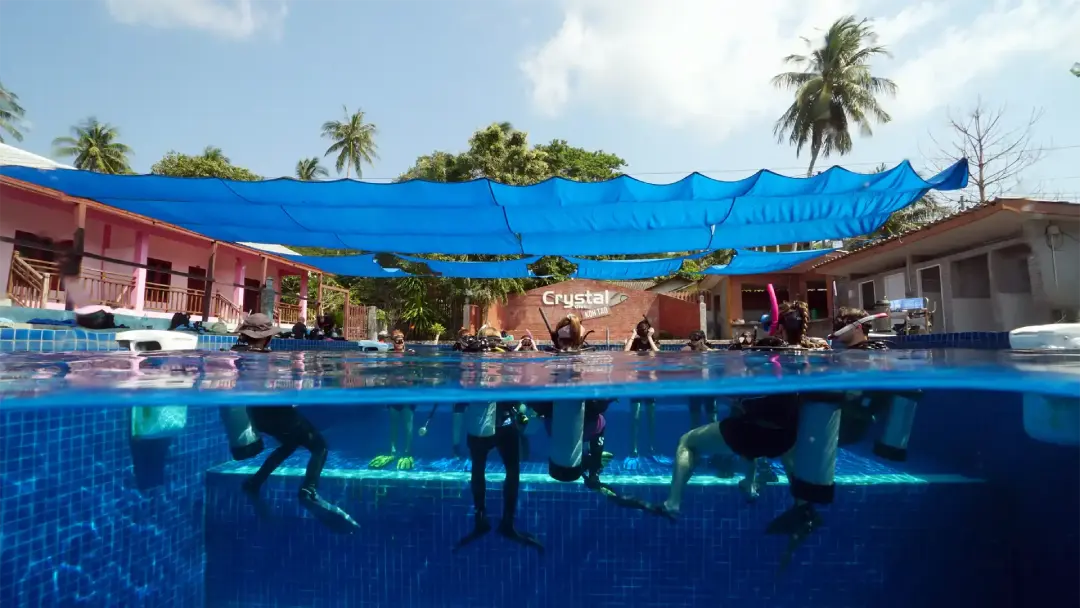 SSI training centre on Koh tao big pool with divers