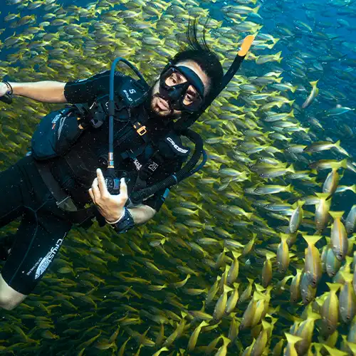 chronicles-open-water-advanced-course-fusilier-school Sidemount CD Oli during IDC