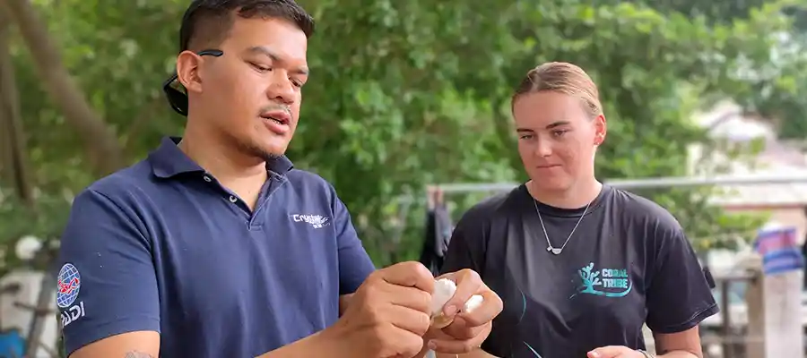 chronicles how to fit a scuba mask land practice Crystal Dive and The Coral Tribe working together