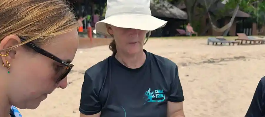 beach clean ups on koh tao
