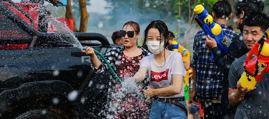 chronicles songkran koh tao water festival Songkran Water Festival on Koh Tao