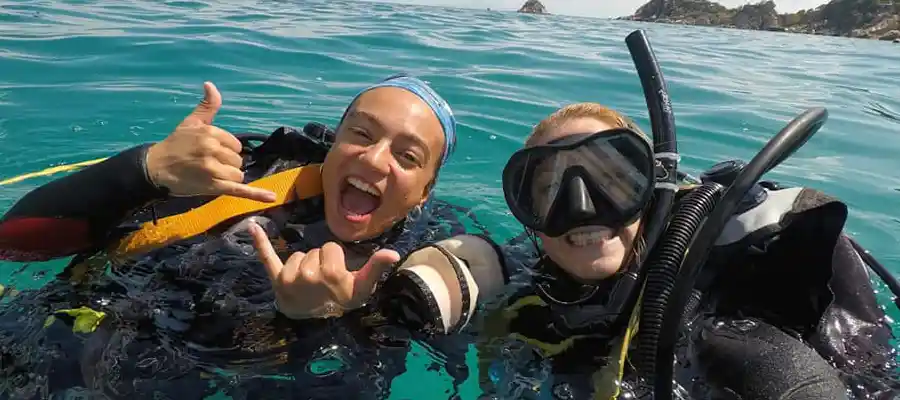 Finishing their dives at the best dive school on Koh Tao