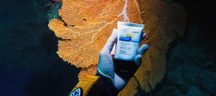 Always use Reef Safe Sunscreen